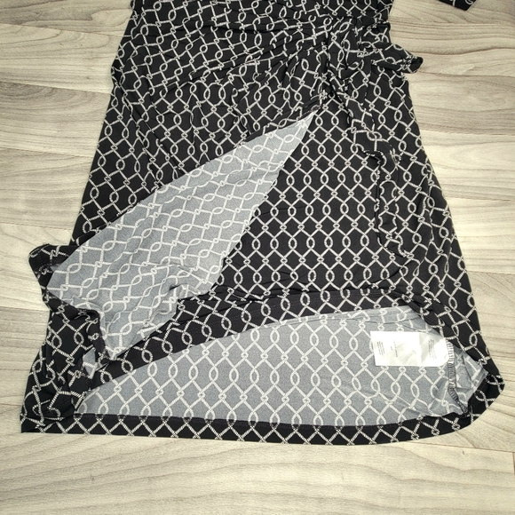 Motherhood Maternity Size Small Faux Wrap Dress Black Chain Knee Length Stretch - Picture 5 of 11